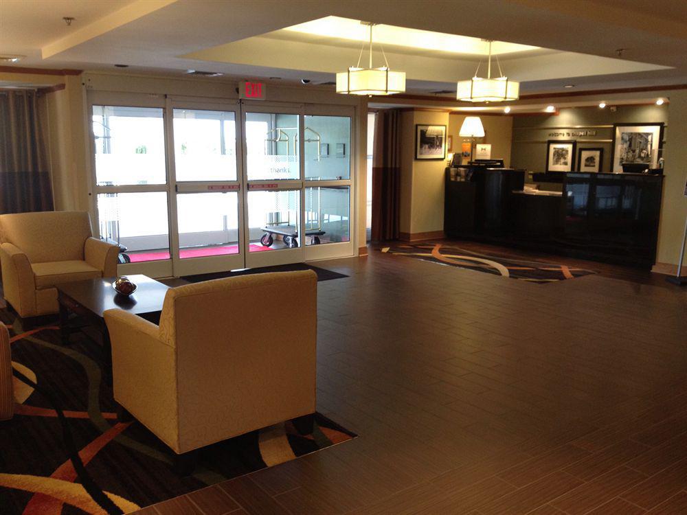 Hampton Inn & Suites Chapel Hill/Durham Zewnętrze zdjęcie