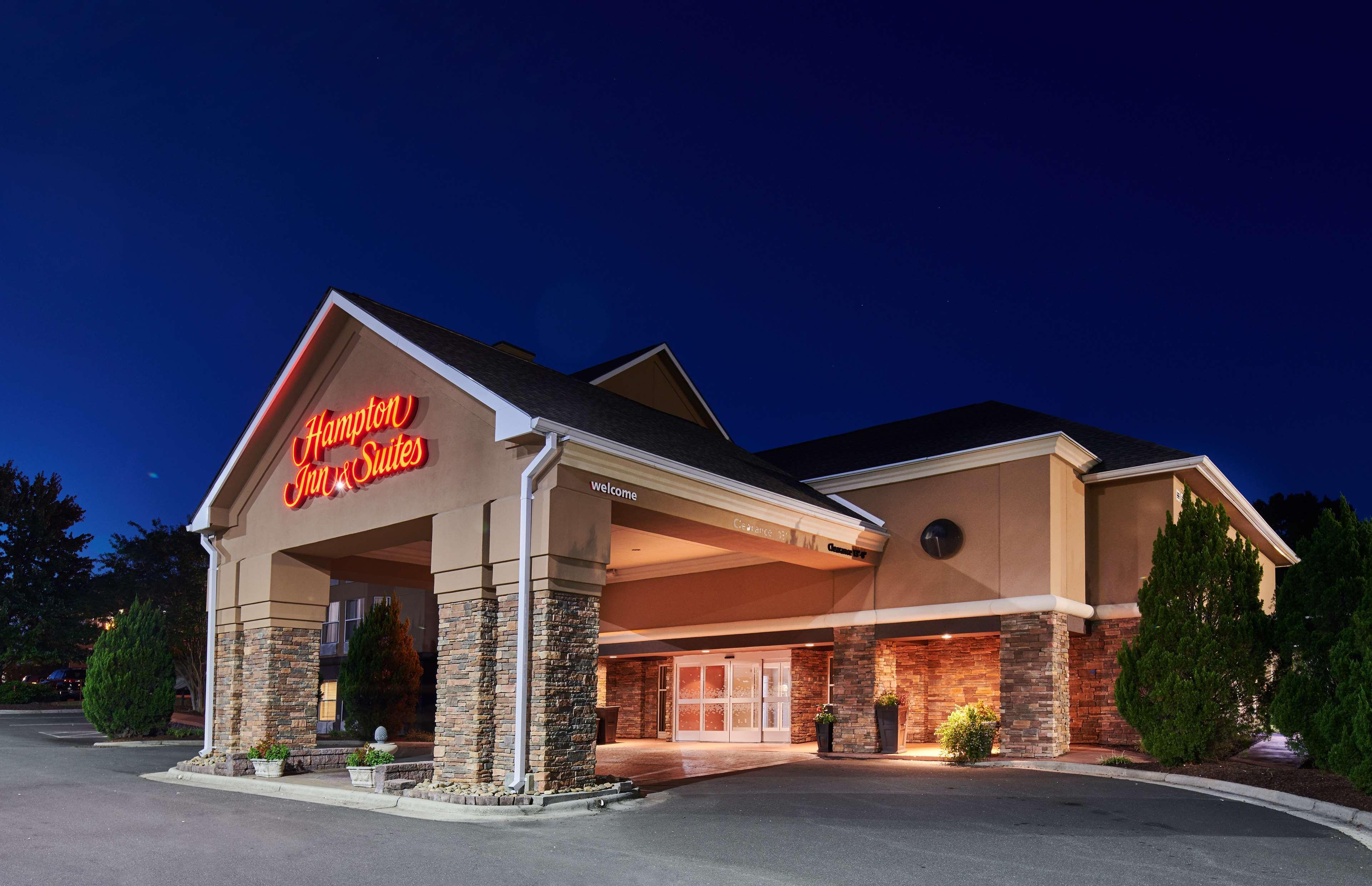 Hampton Inn & Suites Chapel Hill/Durham Zewnętrze zdjęcie