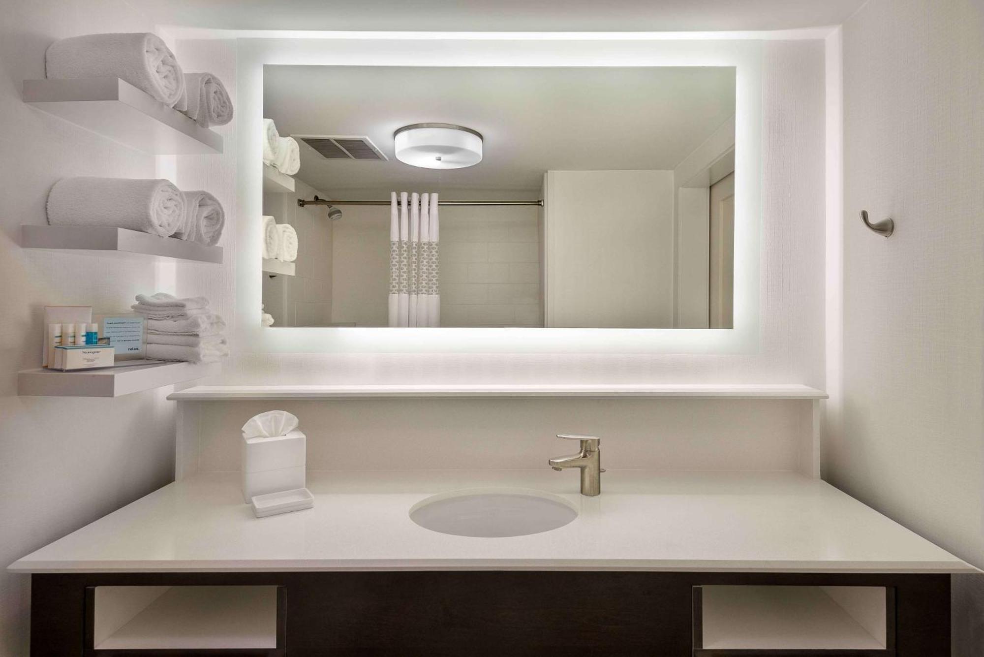Hampton Inn & Suites Chapel Hill/Durham Zewnętrze zdjęcie