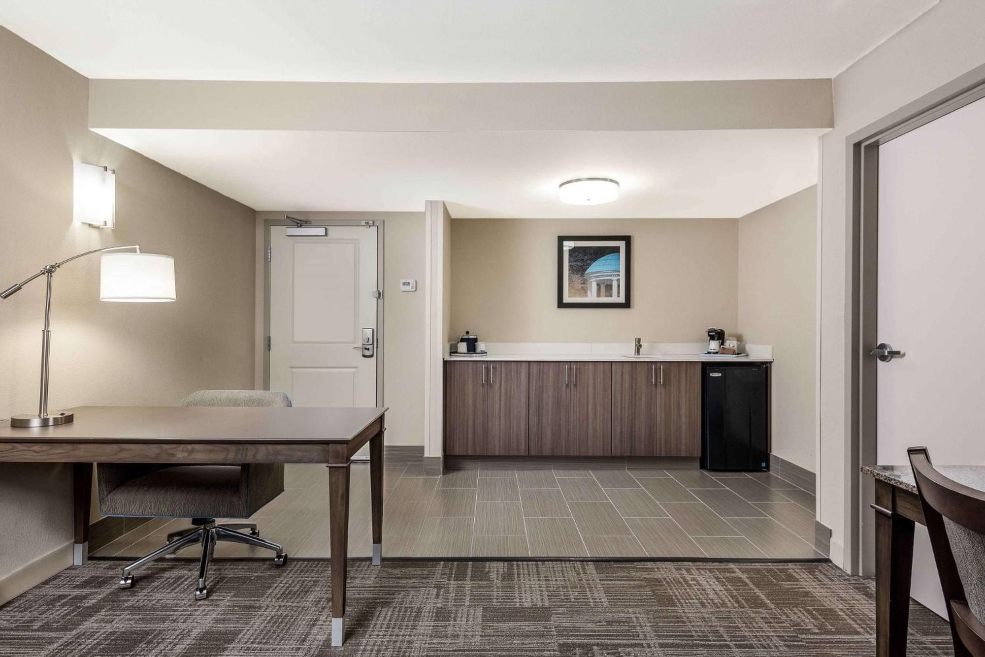 Hampton Inn & Suites Chapel Hill/Durham Zewnętrze zdjęcie