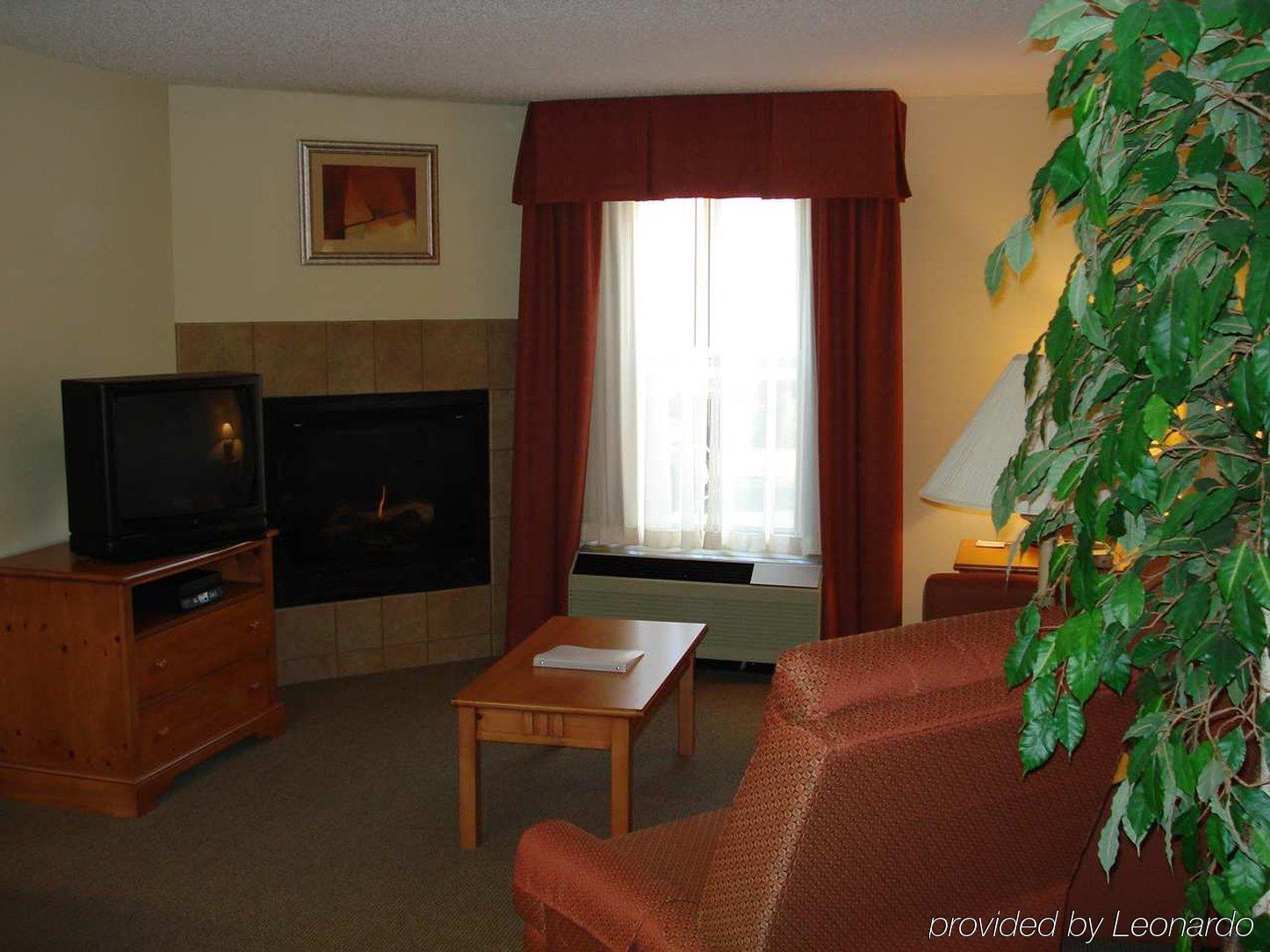 Hampton Inn & Suites Chapel Hill/Durham Pokój zdjęcie