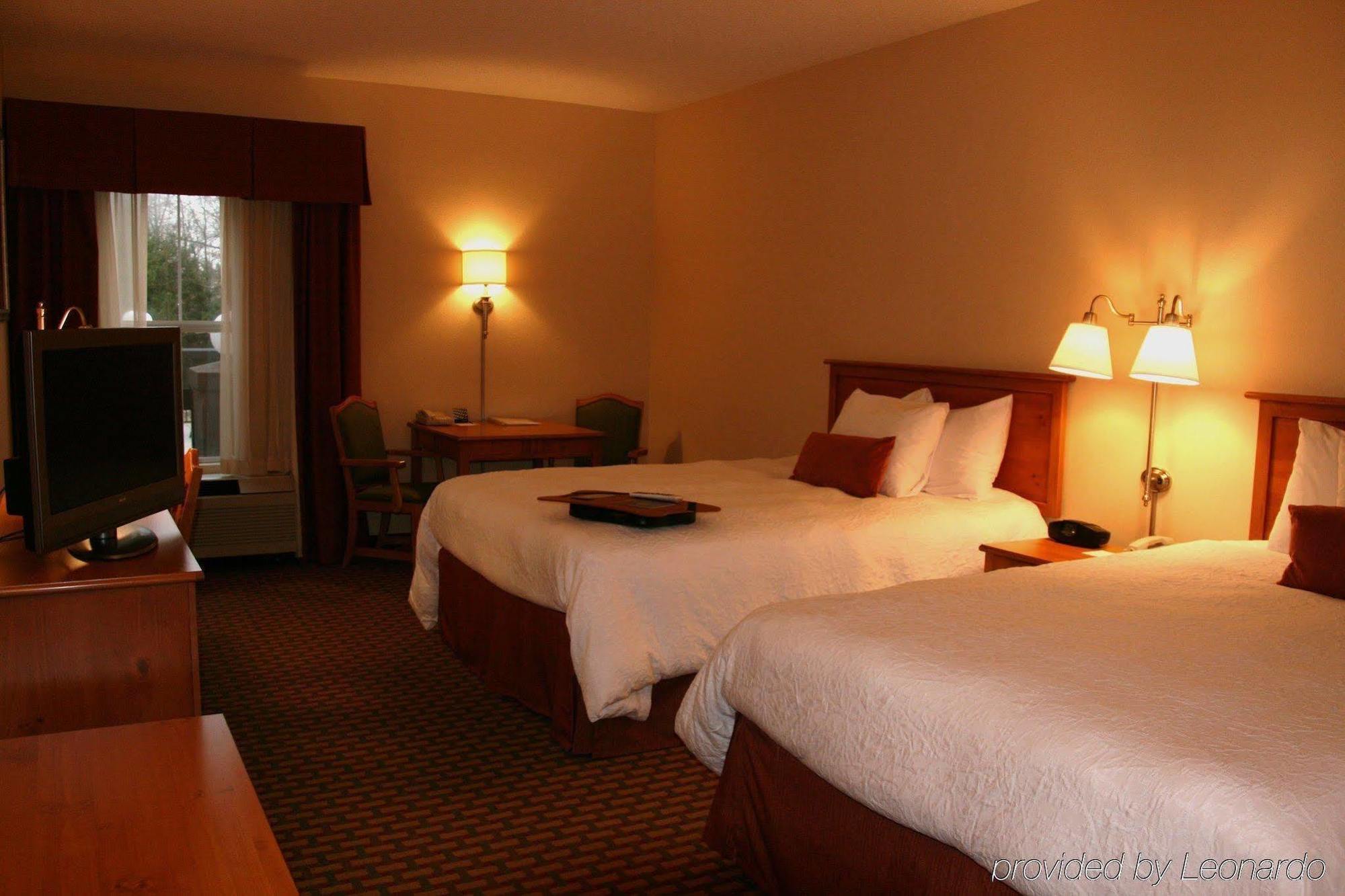 Hampton Inn & Suites Chapel Hill/Durham Pokój zdjęcie